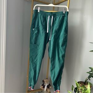 Mediclo Tencel drawstring scrubs joggers Athleisure in green size M